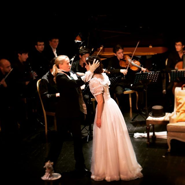 Élise Maître en scène